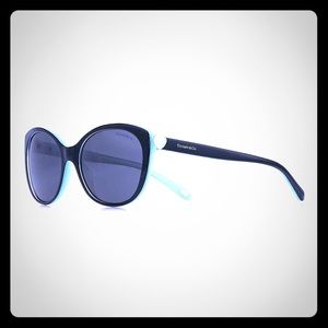 Authentic Tiffany’s Hearts 💙 Sunglasses 🕶